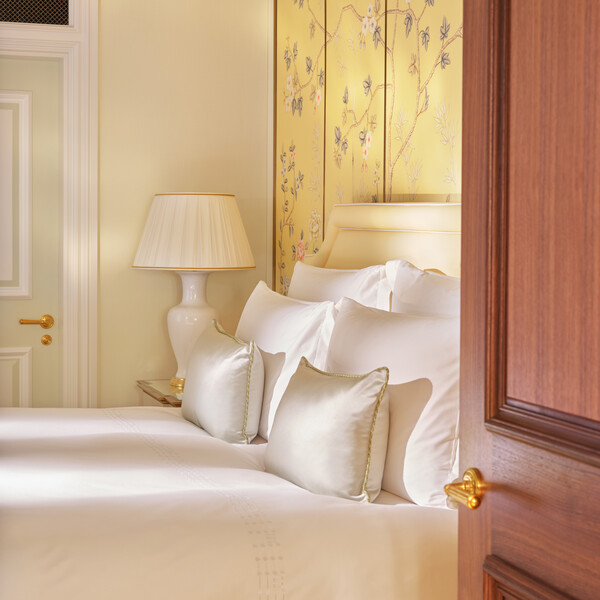The Dorchester Mühldorfer Pillow